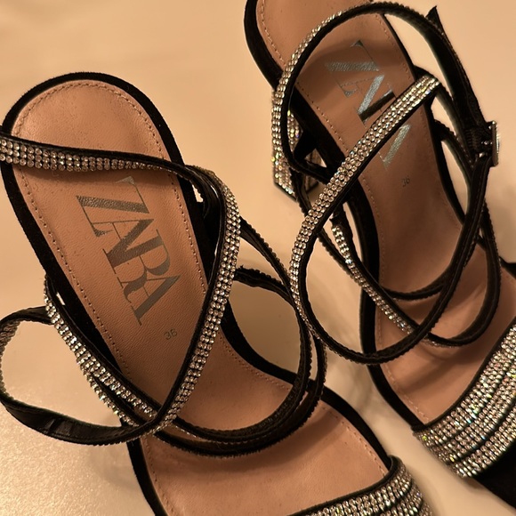 NEW Zara sparkling sandals - Picture 4 of 5